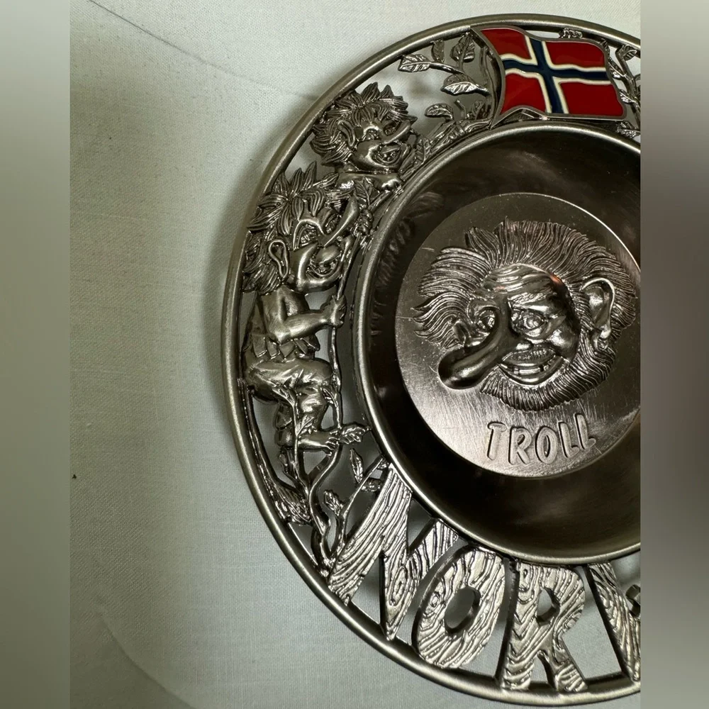 Vintage Unique Norway 🇳🇴 Troll Pewter Plate 5” diameter
